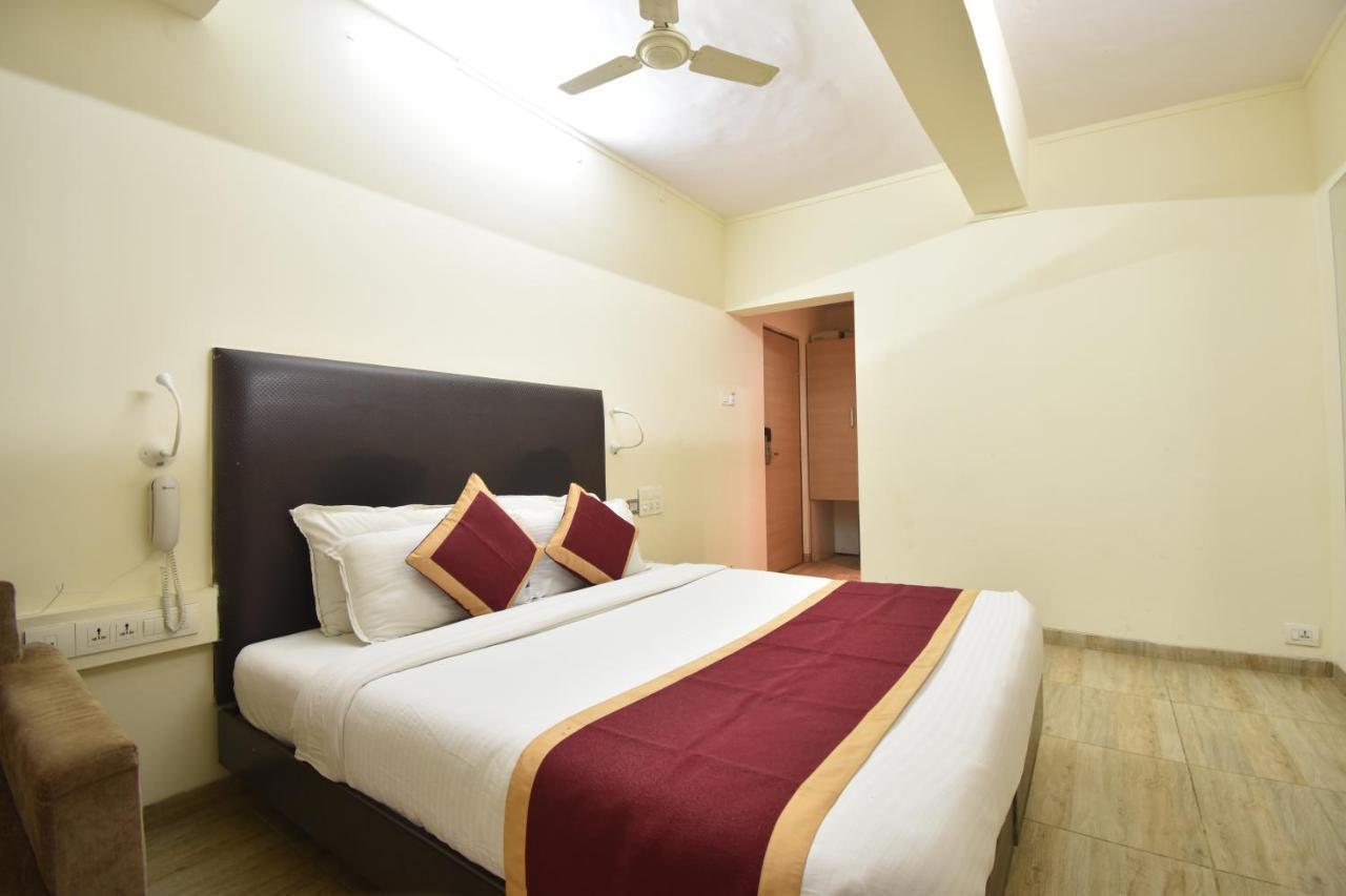 Hotel Atlantic Mumbai Exterior photo