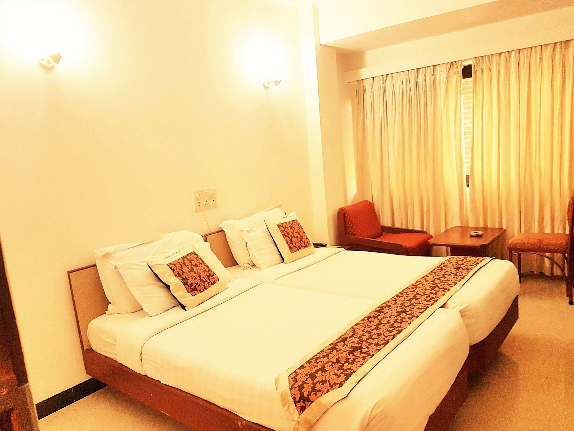 Hotel Atlantic Mumbai Exterior photo
